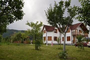 Фото номера Дом с 4 спальнями Дома для отпуска Holiday house Casa Dejani г. Dejani 32